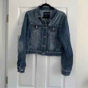 Size L Maurice’s Cropped Medium Wash Denim Jacket